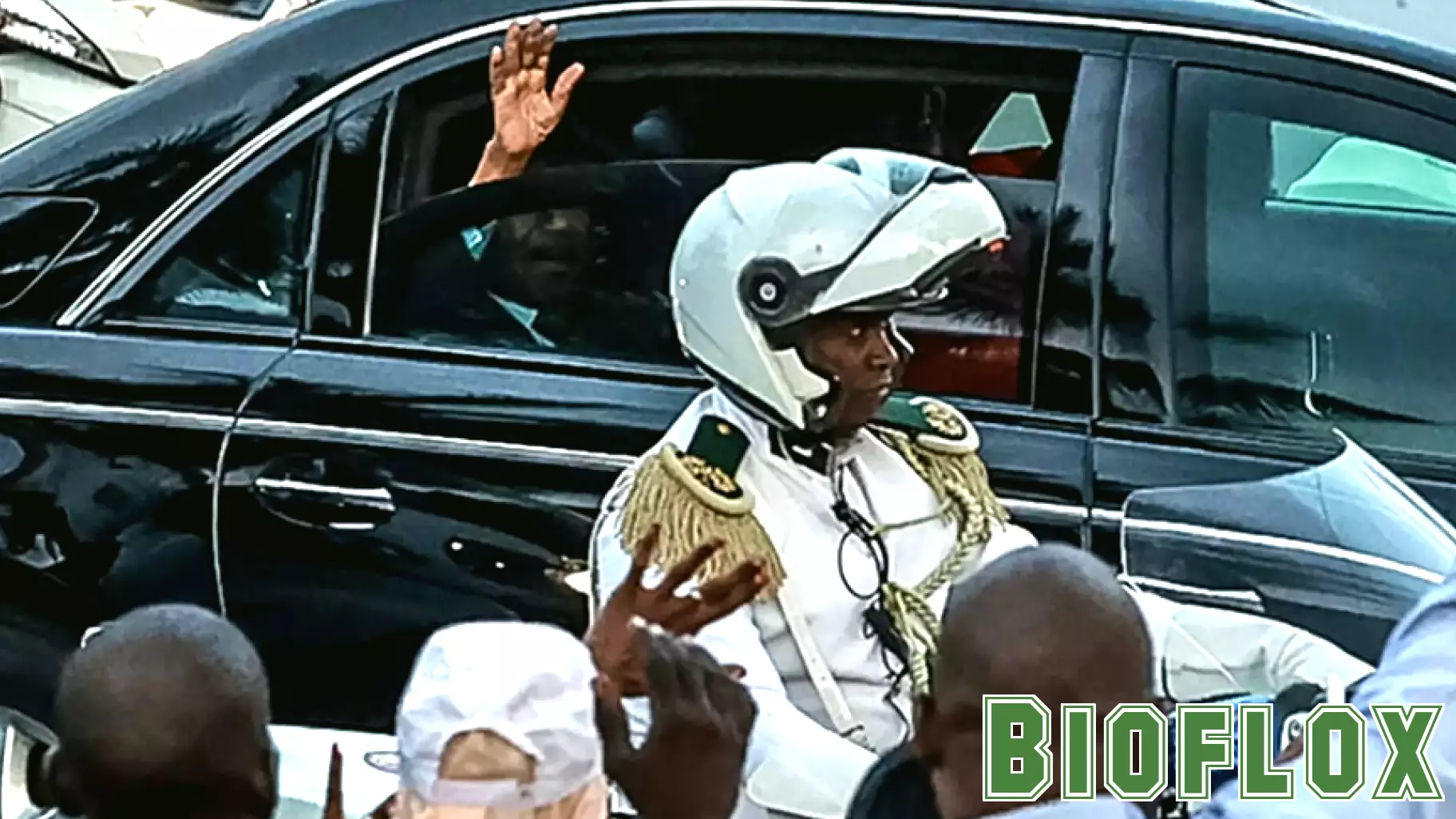 Cameroon’s 93-year-old president returns after a long stay abroad raises health concerns