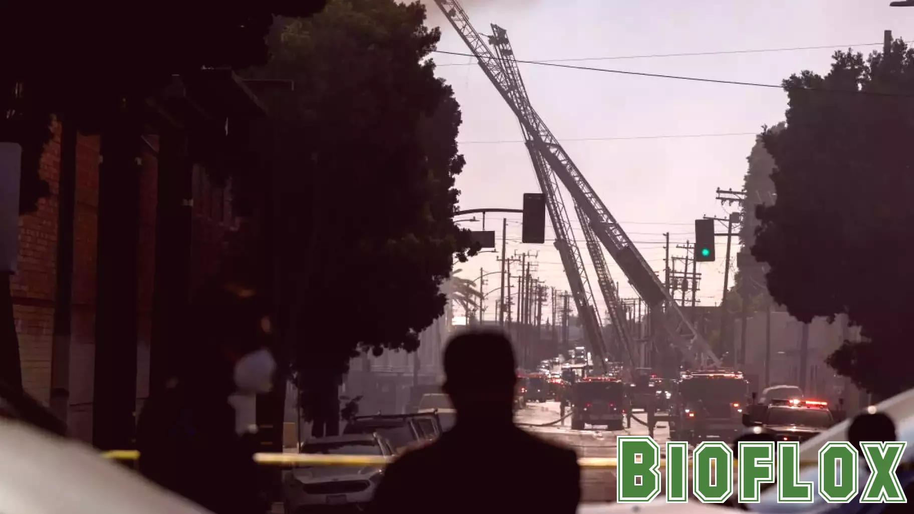 What are the smoke and health risks from the Boyle Heights fire?