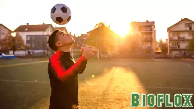 Brain impacts on former elite soccer players may worsen mental health and focus in midlife