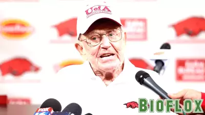 Lou Holtz's son shares health update after college football coaching legend enters hospice care