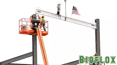 UTC celebrates Kennedy Health Sciences Building milestone with topping off ceremony  